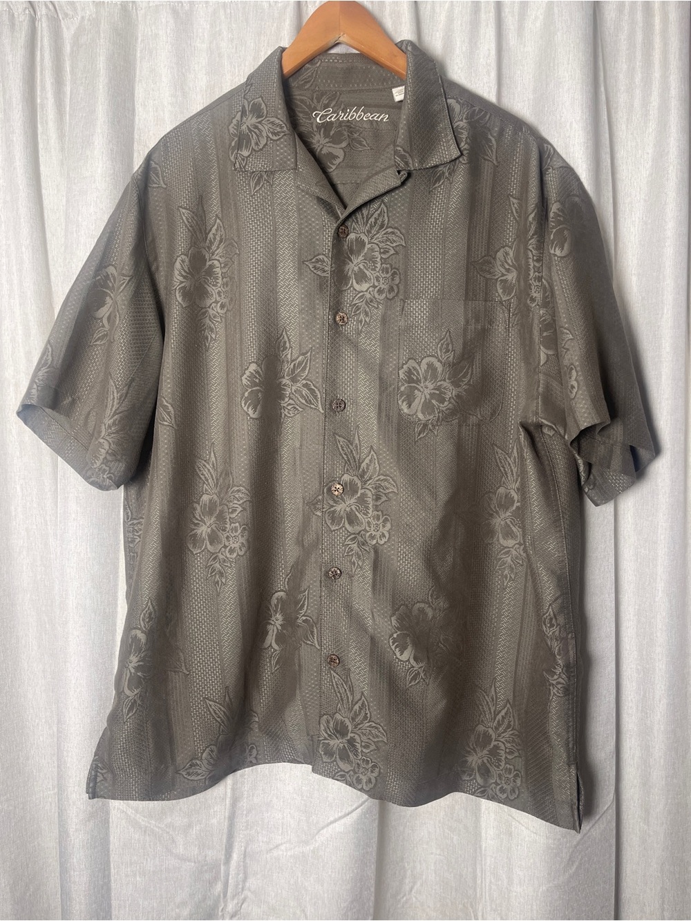 Caribbean Men's Short-Sleeve Floral Camp Shirt - Sage Green